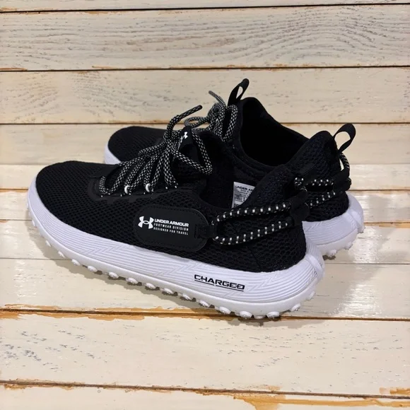 Under Armour Fat Tire Black and White Athletic Shoes with Lightweight Design - Picture 4 of 10